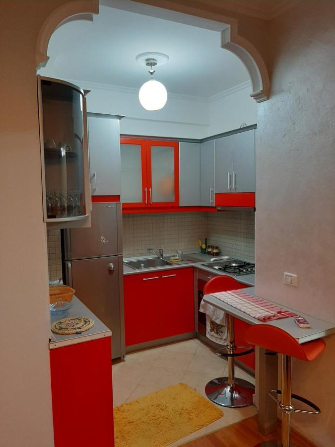 Apartamento Apartament Egzoni City Center Berat Exterior foto