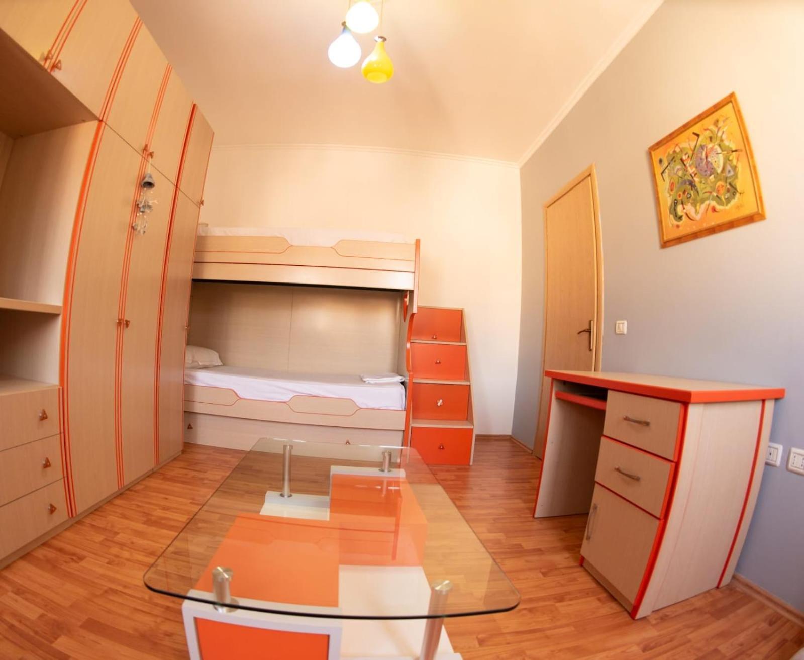 Apartamento Apartament Egzoni City Center Berat Exterior foto